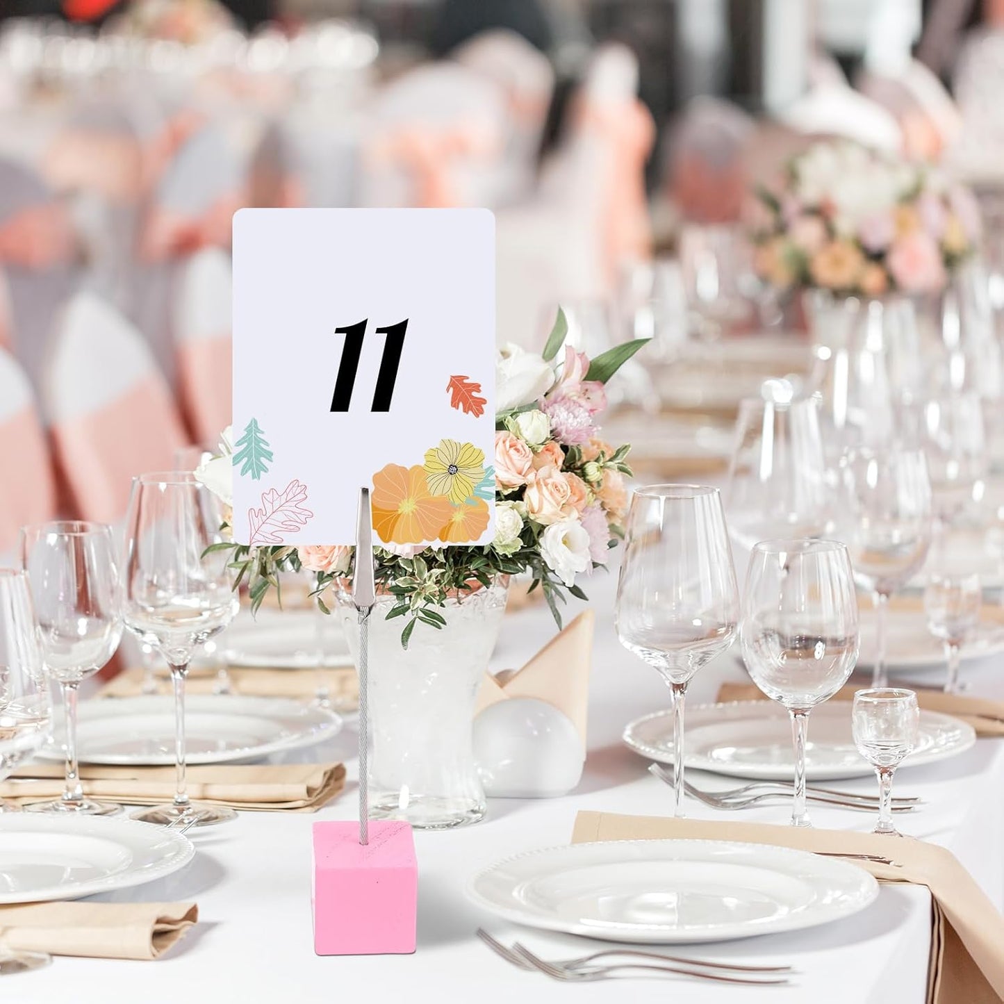 20 Pcs Cube Base Memo Clip Holder with Alligator Clip Wood Table Number Holder Cube Base Place Card Stand Mini Photo Menu Stand for Displaying Number Card(Pink)