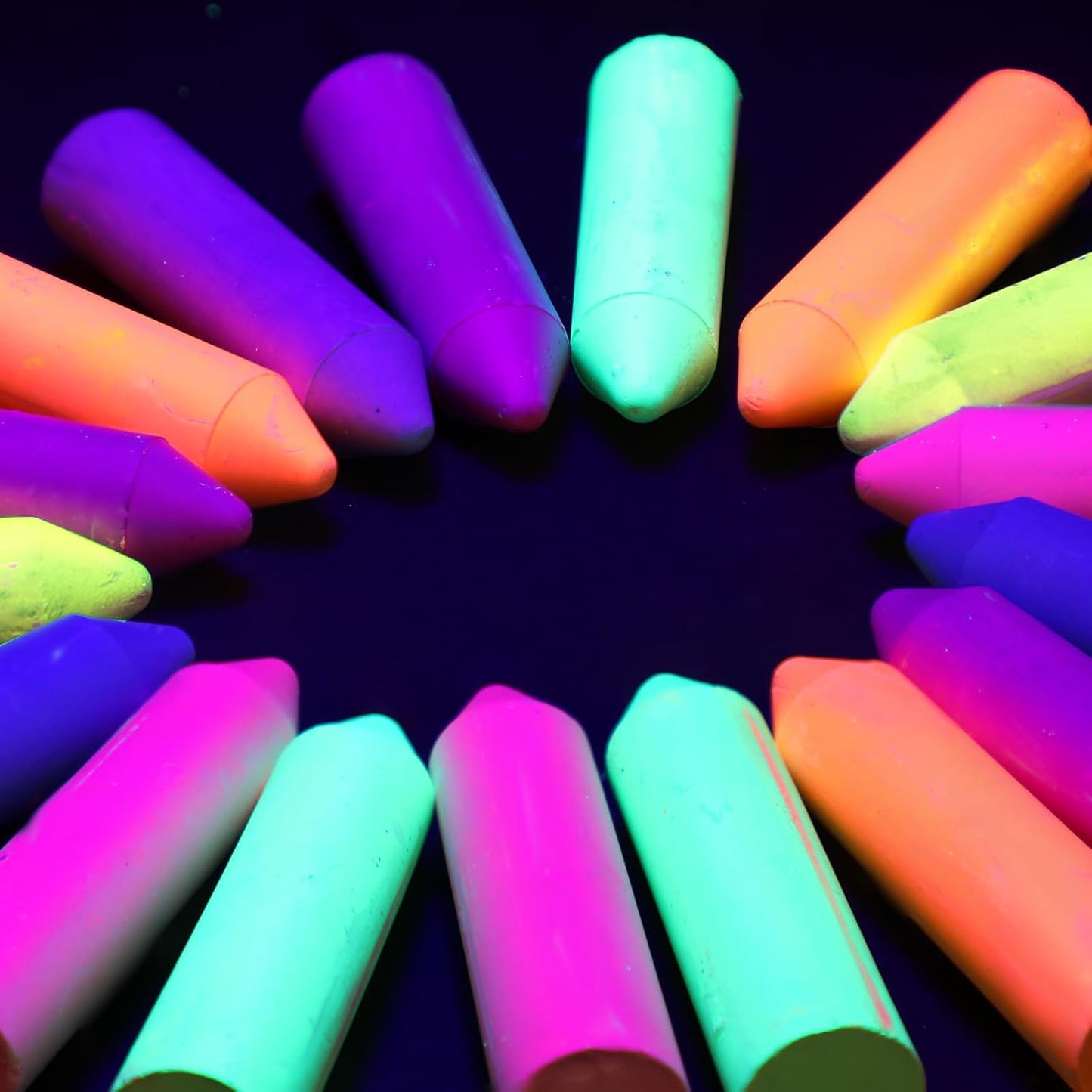 30 Pcs Glow in the Dark Chalk Under Blacklight, 6 Neon Colors Washable Dustless UV Sidewalk Chalk for Black Light Party Playground Chalkboard Birthday Gift and Outdoor Drawing (Crayon)