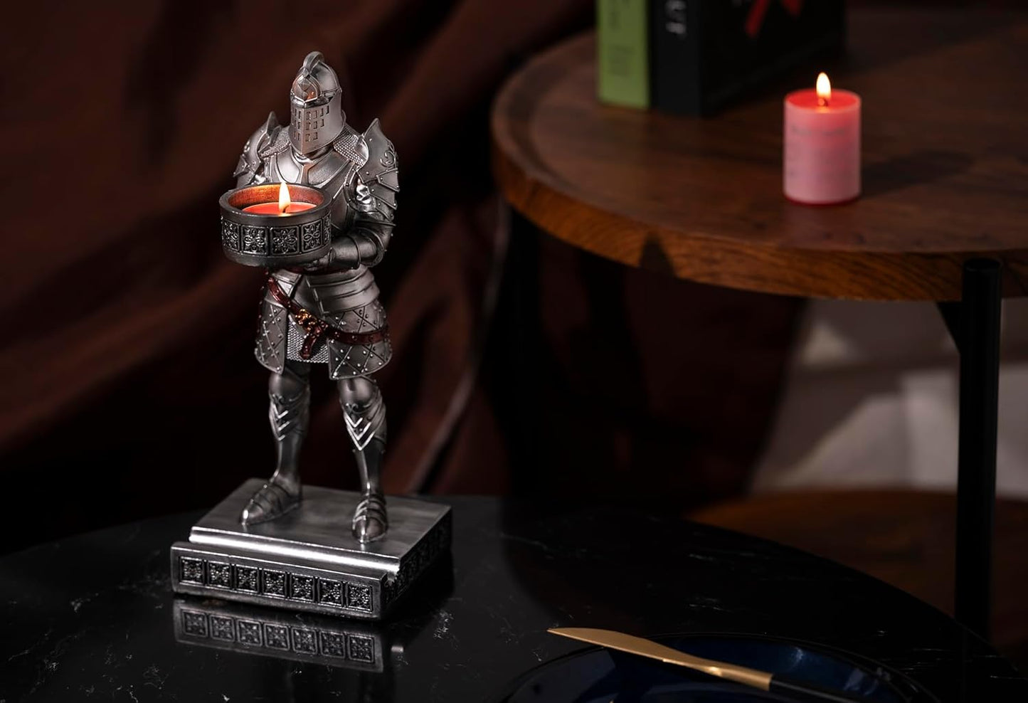 King's Guard Standup Knight Candlestick Holders Resin TeaLight Holder Warrior Mobile Phone Stand Pen Holder Candle Holder for Restaurant, Altar, Home Table(Silver)