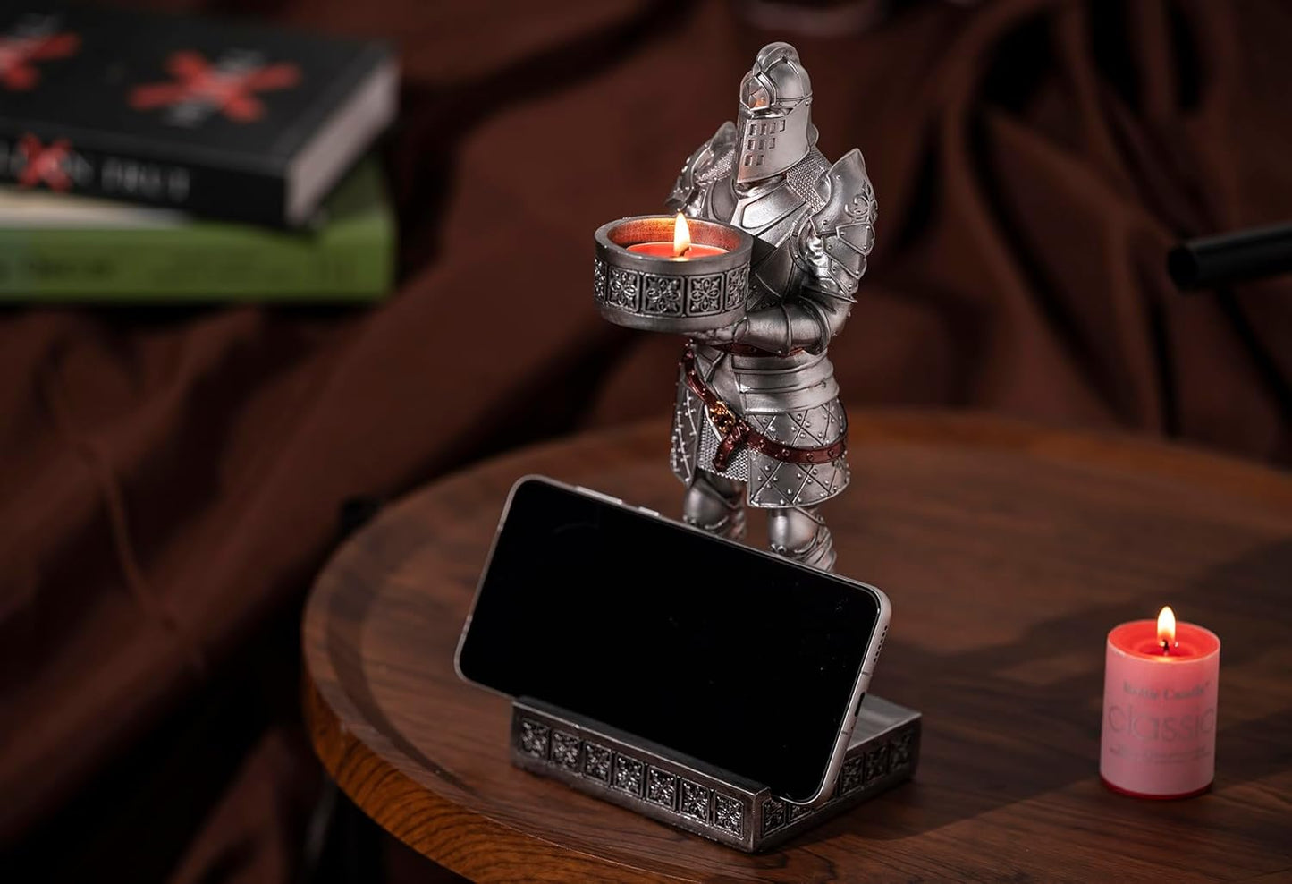 King's Guard Standup Knight Candlestick Holders Resin TeaLight Holder Warrior Mobile Phone Stand Pen Holder Candle Holder for Restaurant, Altar, Home Table(Silver)
