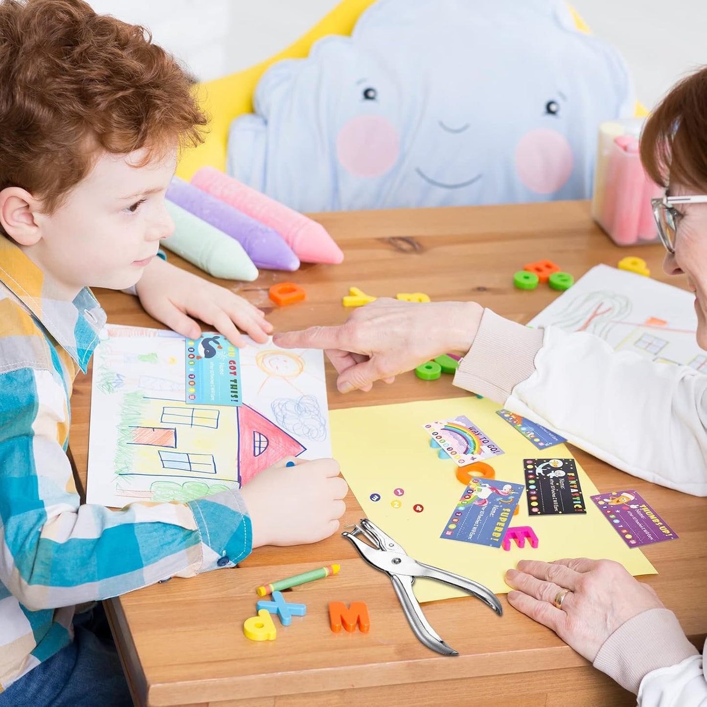 200 Pcs Behavior Punch Cards with Hole Puncher for Kids Incentive Reward Chart Loyalty Card for Classroom Student Teacher Business Kid Award Behavior 3.5 x 2 Inch, 10 Styles(Bright Style)