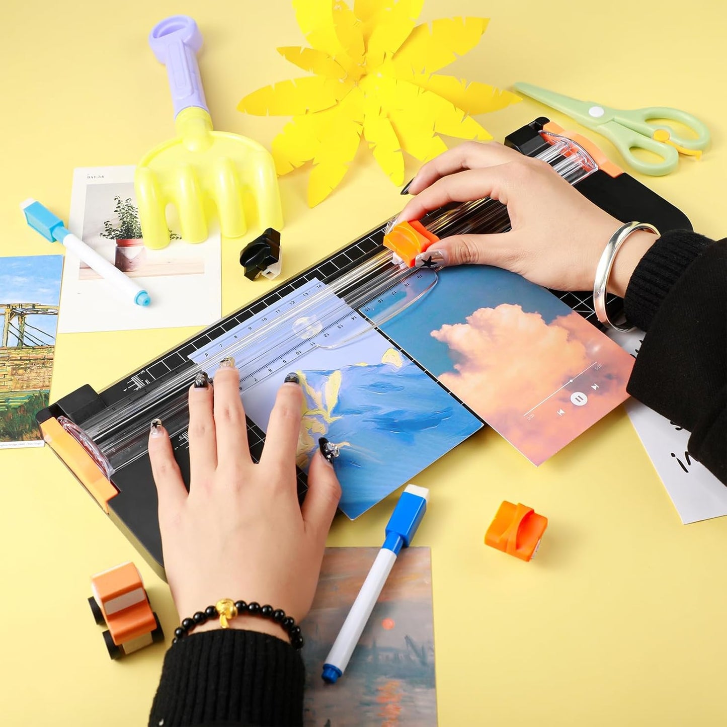 Mudder 10 Pieces Paper Cutter Replacement Blade Cutting Replacement Blades Refill for A4 Black and White Paper Trimmer(Black, Orange)