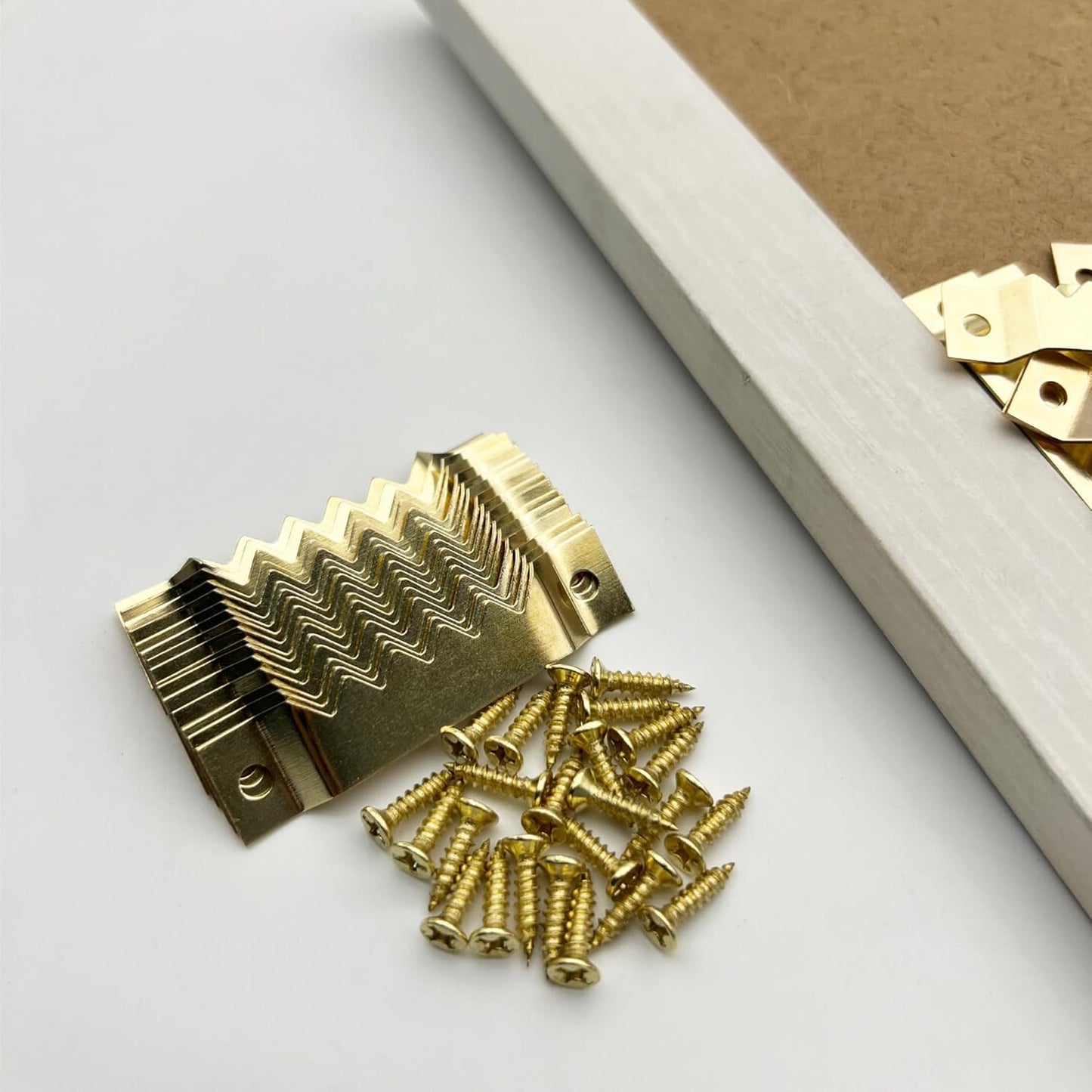 50 Pack Large Sawtooth Picture Hangers Steel Picture Hangers Picture Frames Hangers with Screws Picture Hang Solutions, for Hanging Clock Paintings Artwork Picture Frame Hook Photos (Gold)