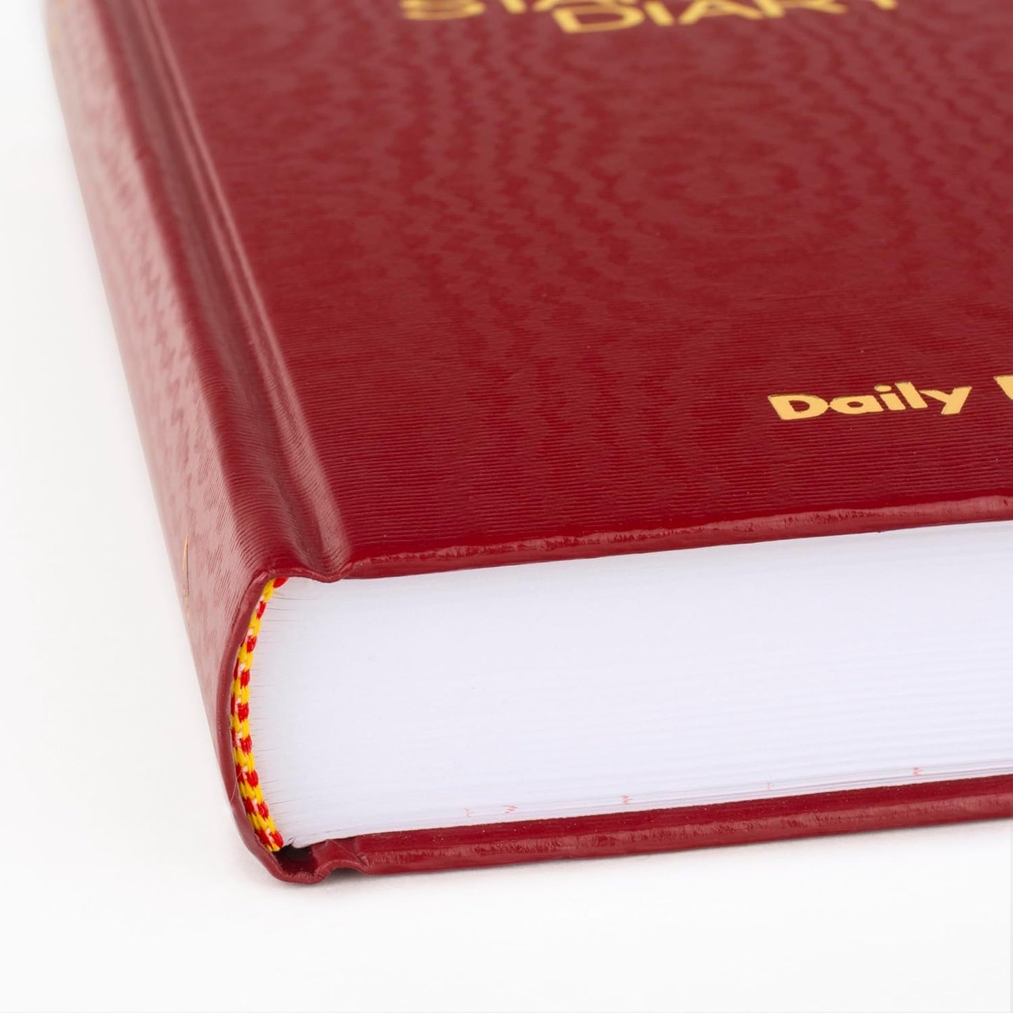 AT-A-GLANCE 2026 Diary, Standard Diary, Daily, 5" x 7-1/2", Small, 12-Month, Hardcover, Red (SD3871326)