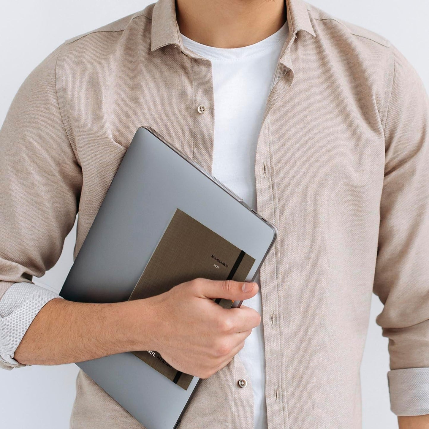 AT-A-GLANCE 2025 Planning Notebook, Daily, 5" x 8-1/4", Small, Plan. Write. Remember., Brown (7062013025)