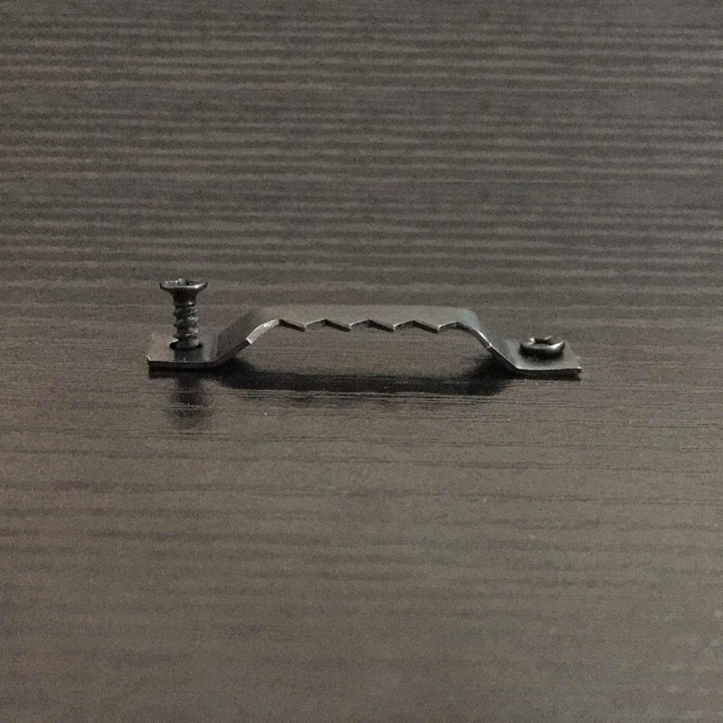 150 Pack Small Sawtooth Picture Hangers Steel Picture Hangers Picture Frames Hangers with Screws Picture Hang Solutions, for Hanging Clock Paintings Artwork Picture Frame Hook Photos (Black)