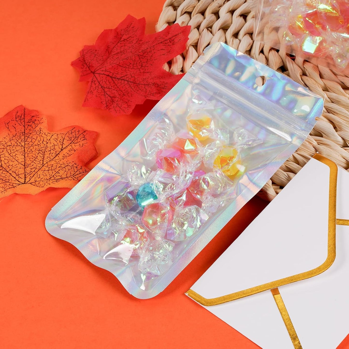 400 Pack 4 Sizes Resealable Mylar Holographic Bags Food Storage Smell Proof Bags with Front Window Foil Packaging Pouch for Sample Jewelry Small Business (Holographic,3x4.7,3.1x5.5,4x 6,4.7x 7.9in)