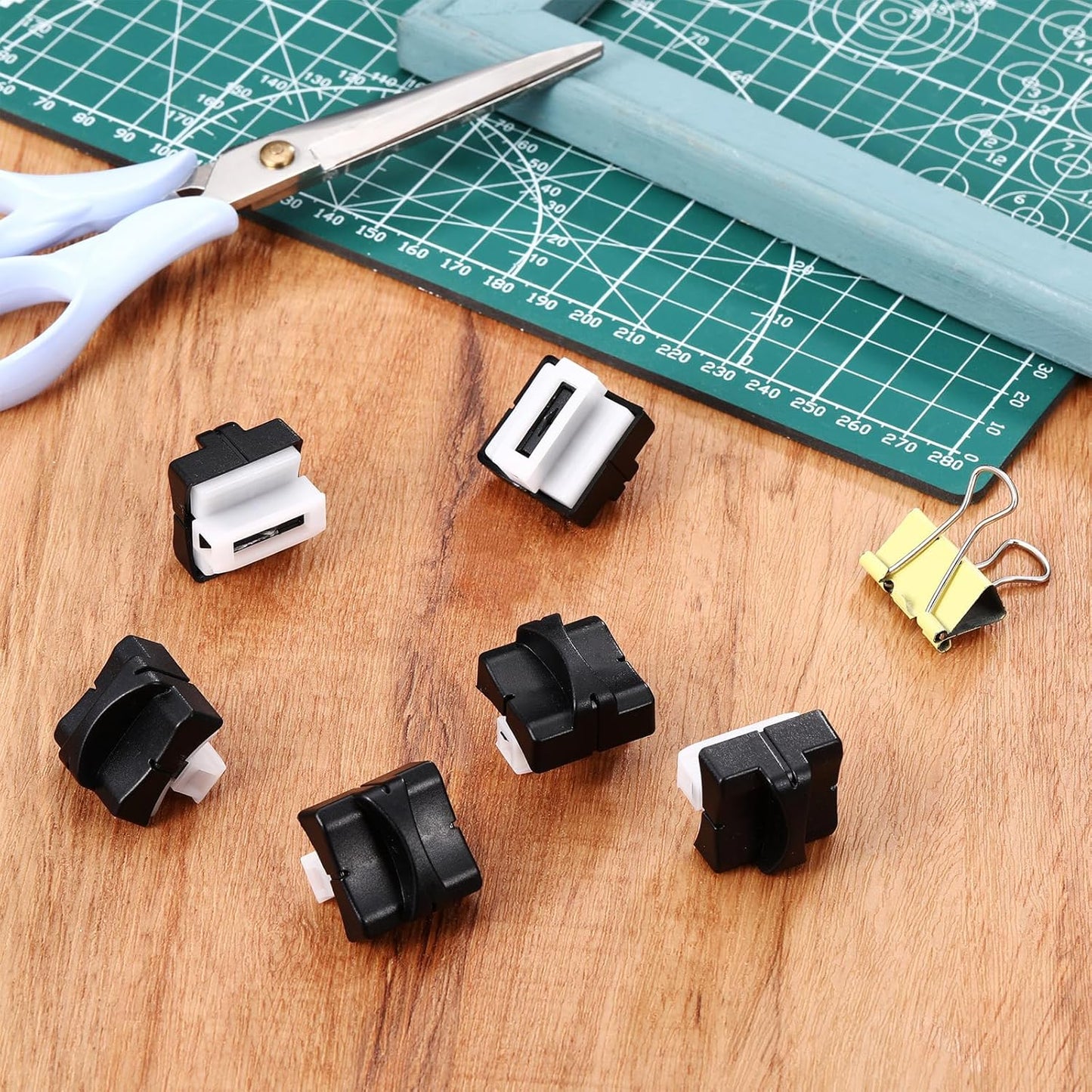 Honoson 6 Pieces Paper Cutter Replacement Blades Paper Trimmer Blades Refill Craft Cutting Replacement Blades for A4 Cutter(Black)