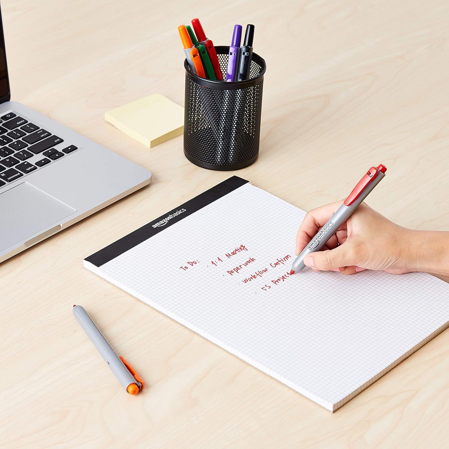 Amazon Basics Retractable Permanent Markers, Versatile Art Supplies for Home, School, and Office Use, 12 Count, Assorted Colors